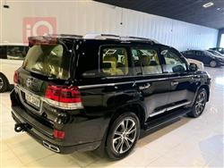 تويوتا لاندكروزر